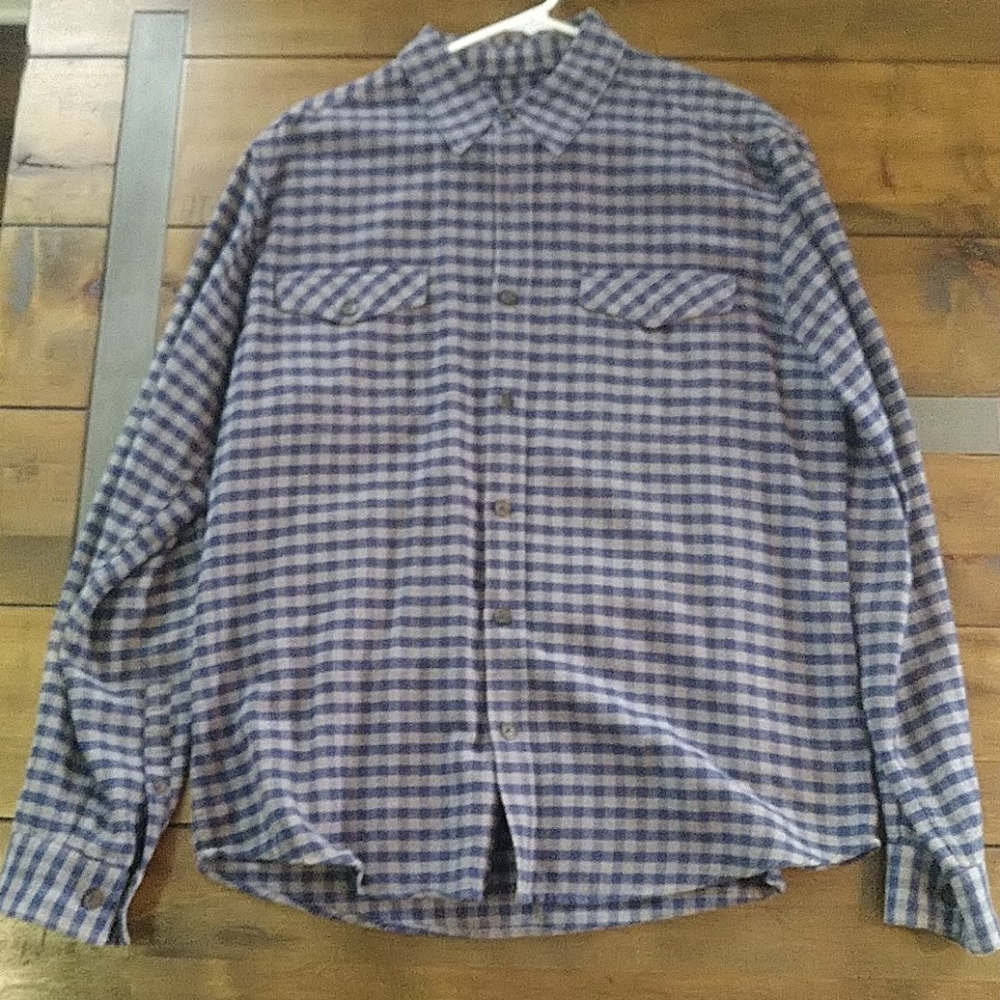Royal Robbins Button Down Mens L Shirt